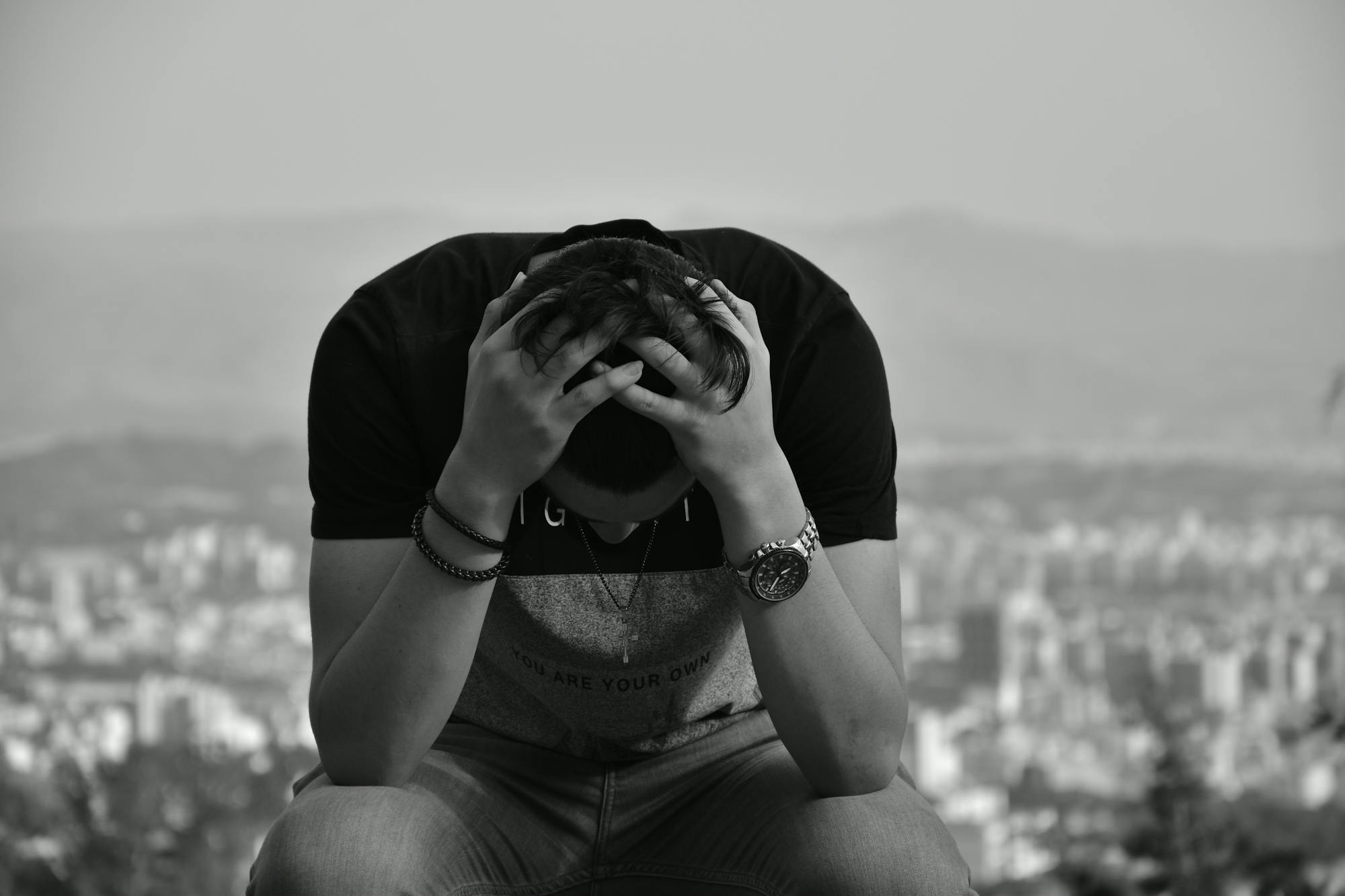 Depressão: o que é, sintomas, causas e como tratar de forma eficaz.